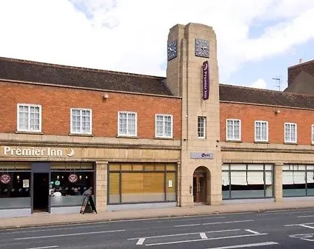 Отель Premier Premier - Blossom St North