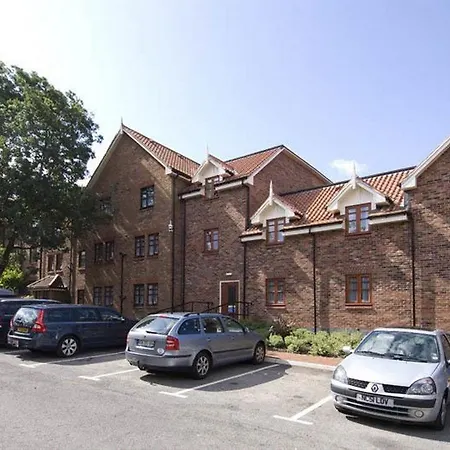 Premier Premier - Blossom St North יורק